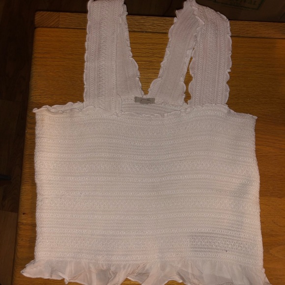 PacSun Tops - White crop top